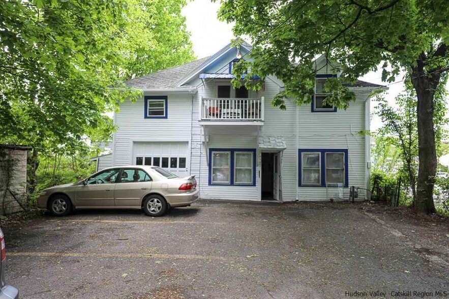 More Photos Of 58 Saint James St, Kingston Apartments For Sale