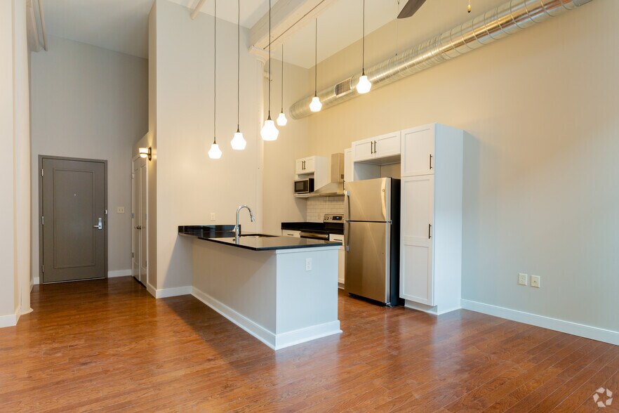 More Photos Of 811-827 Court St, Utica Apartments For Lease