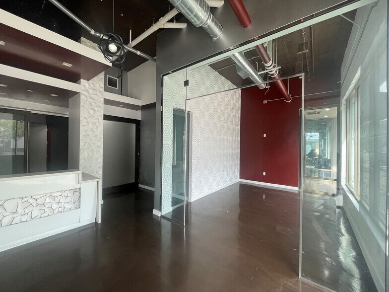 More Photos Of 585 Pine Ave, Long Beach Apartments For Lease