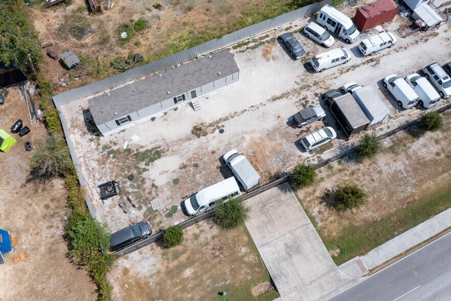 More Photos Of 10805 Seneca St, Houston Land For Sale