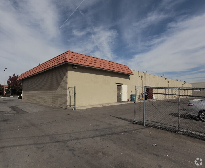 More Photos Of 12506-12552 Westminster Ave, Garden Grove Unknown For Lease
