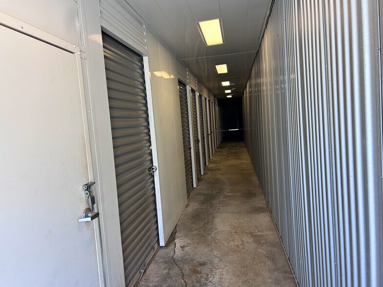 More Photos Of 208 Lithia Inn Rd, Lincolnton Self Storage For Sale