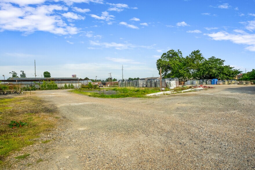 More Photos Of 4226 Lake St, Lake Charles Land For Sale