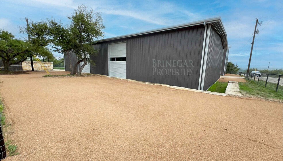 More Photos Of 133 Glosson Ranch Rd, Dripping Springs Warehouse For Sale