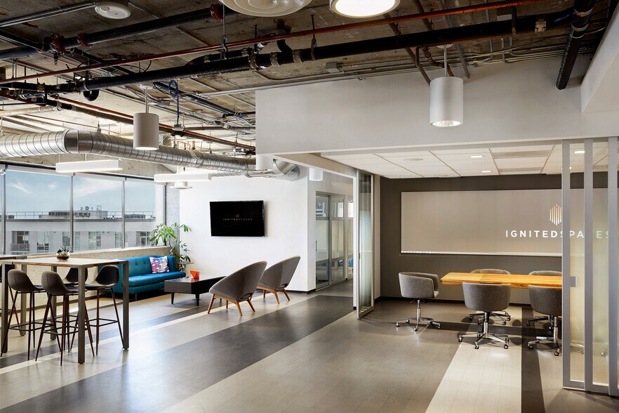 More Photos Of 7080 Hollywood Blvd, Los Angeles Office For Lease