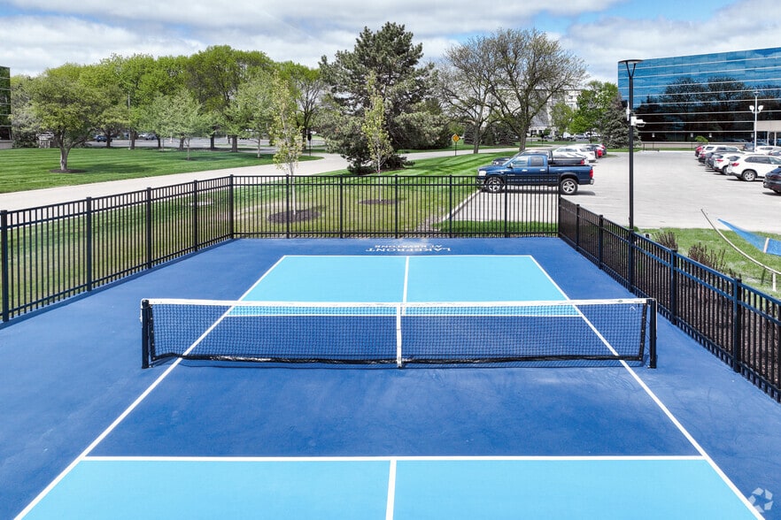 More Photos Of 9355 Delegates Row, Indianapolis Unknown For Lease