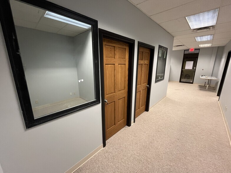 More Photos Of 6314 Rucker Rd, Indianapolis Serviced Offices For Lease