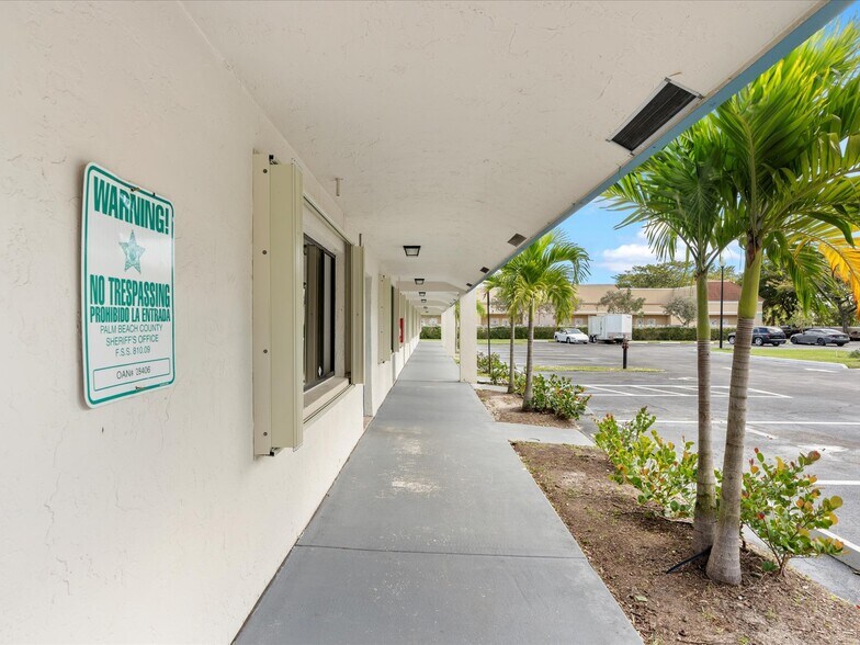 More Photos Of 4177 S Congress Ave, Palm Springs Assisted Living For Sale