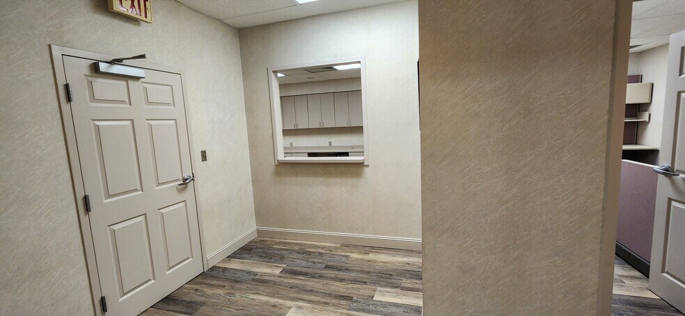 More Photos Of 200 Arh Ln, Low Moor Hospital For Sale