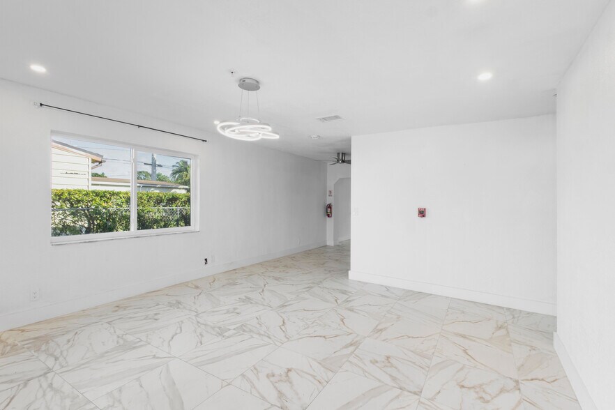 More Photos Of 1510 SW 68th Ter, North Lauderdale Healthcare For Sale