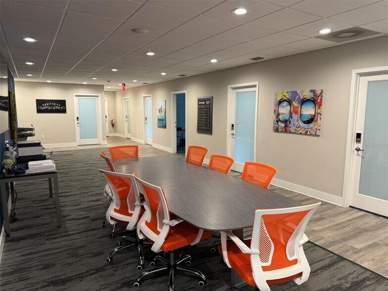 More Photos Of 2720 NW 6th St, Gainesville Medical For Lease