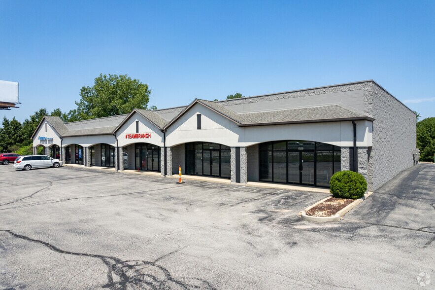 Primary Photo Of 1601-1611 E Terra Ln, O'Fallon Flex For Lease