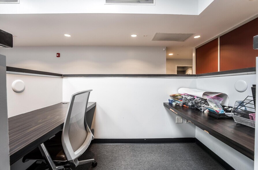 More Photos Of 714 S 4th St, Las Vegas Medical For Sale