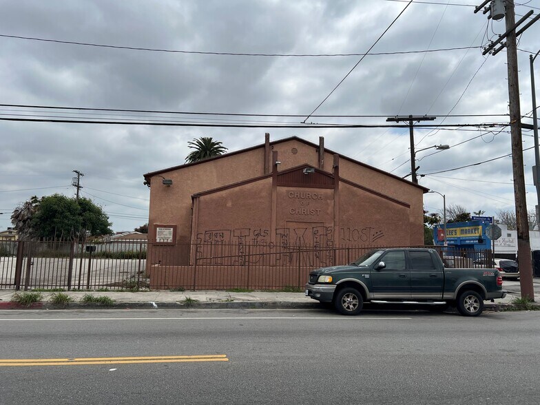 Primary Photo Of 10982 Wilmington Ave, Los Angeles Religious Facility For Sale