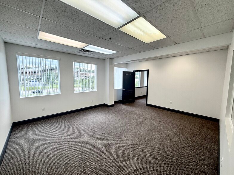 More Photos Of 1111 Van Voorhis Rd, Morgantown Medical For Lease