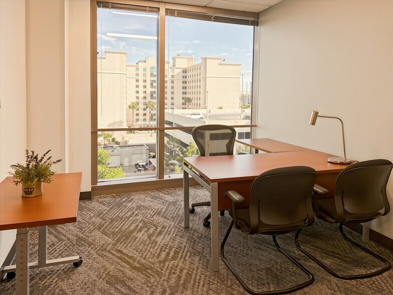 More Photos Of 3960 Howard Hughes Pky, Las Vegas Coworking Space