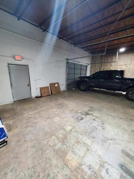 More Photos Of 112 S Parler Ave, Saint George Auto Repair For Sale