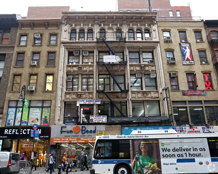 More Photos Of 1026-1028 Avenue Of The Americas, New York Loft Creative Space For Lease