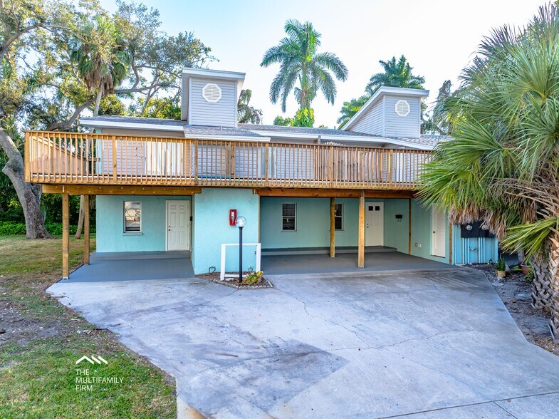 More Photos Of 1559 7th Ave W, Bradenton Apartments For Sale