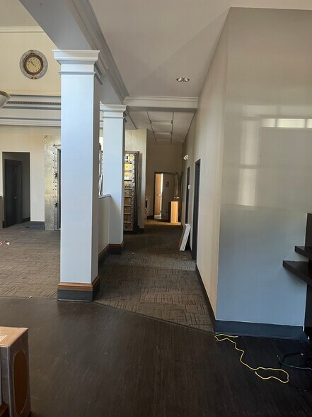 More Photos Of 97 Glasgow St, Clyde Bank For Sale