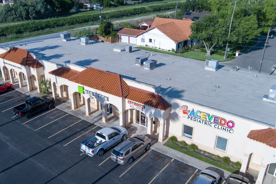 More Photos Of 2408-2504 N Conway Ave, Mission Storefront Retail Office For Sale