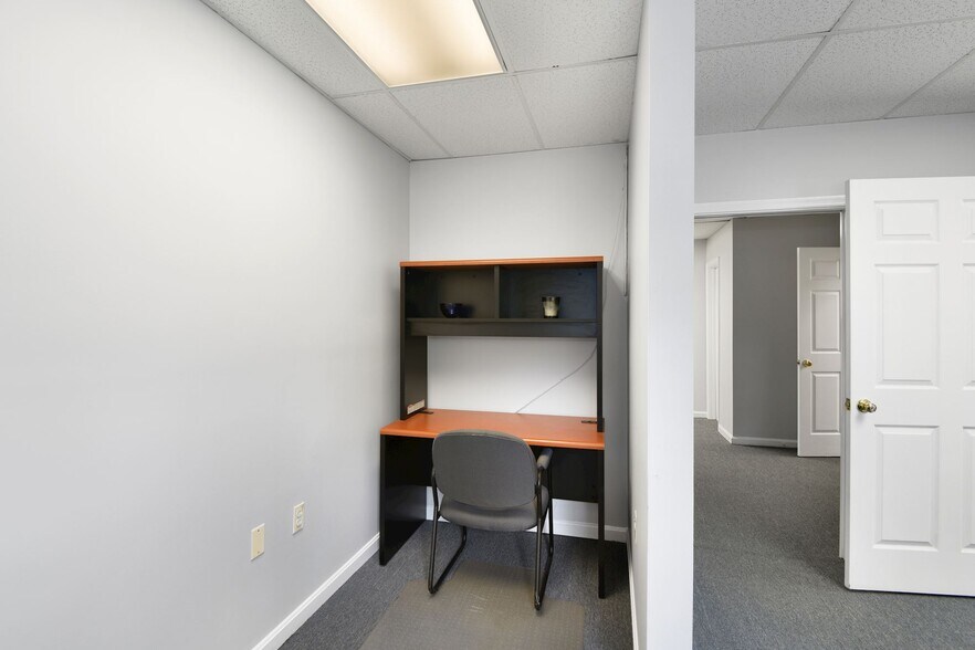 More Photos Of 13621-13689 Baltimore Ave, Laurel Medical For Sale