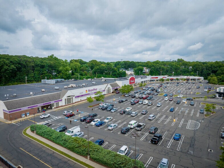Primary Photo Of 4531-4575 Main St, Bridgeport Storefront For Lease