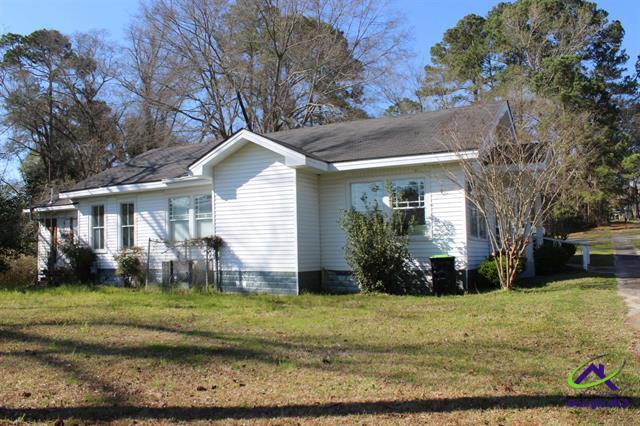 More Photos Of 309 Engram St, Montezuma Storefront Retail Office For Sale