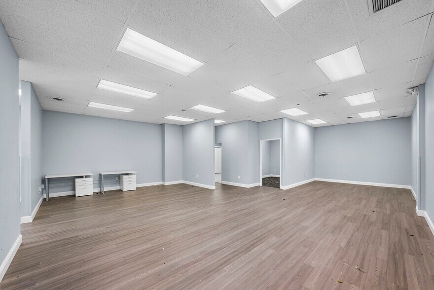 More Photos Of 1245 US 1, Edison Medical For Lease