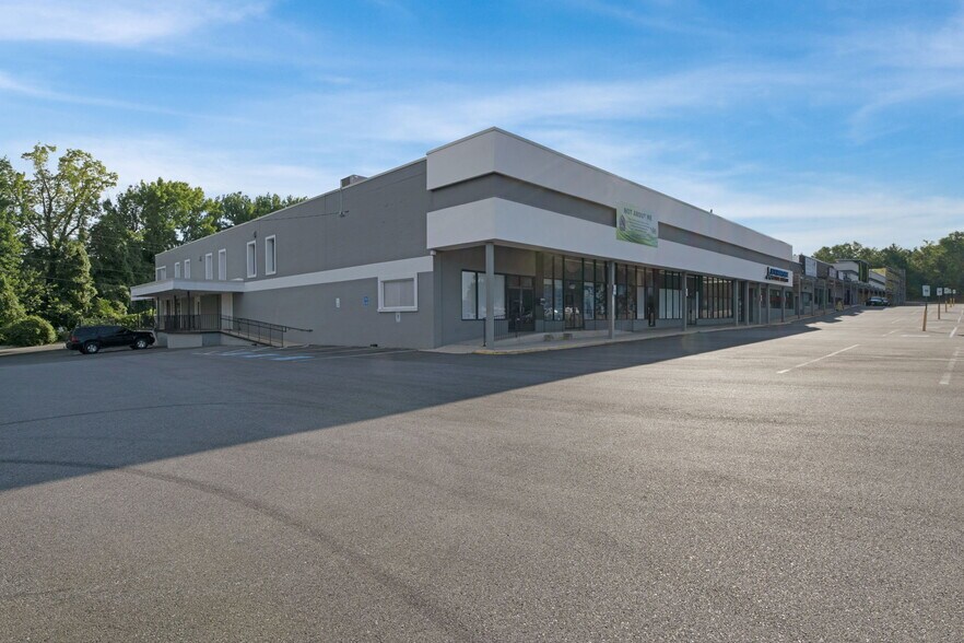 More Photos Of 3100 Branch Ave, Temple Hills General Retail For Lease