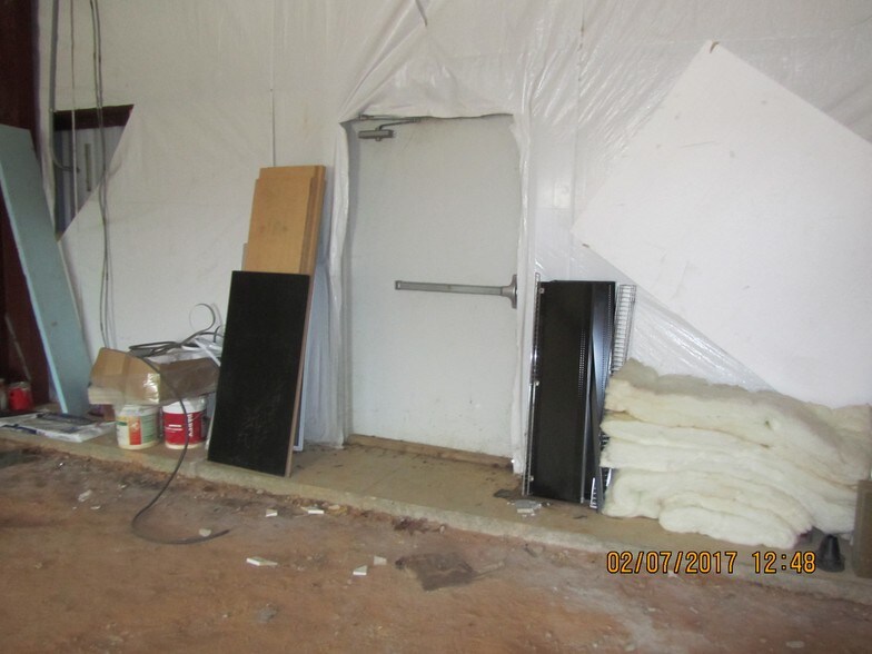 More Photos Of 3935-3943 Dunn Rd, Fayetteville Storefront Retail Office For Lease