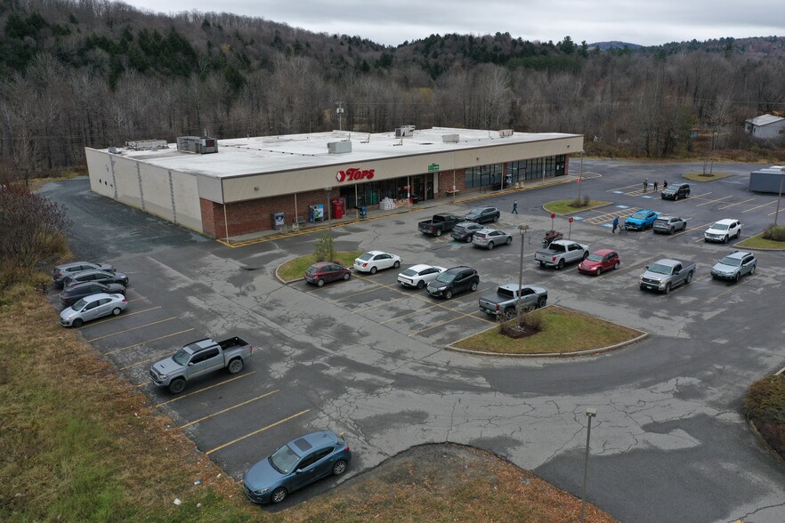 Primary Photo Of 82 Route 15 W, Hardwick Drugstore For Sale