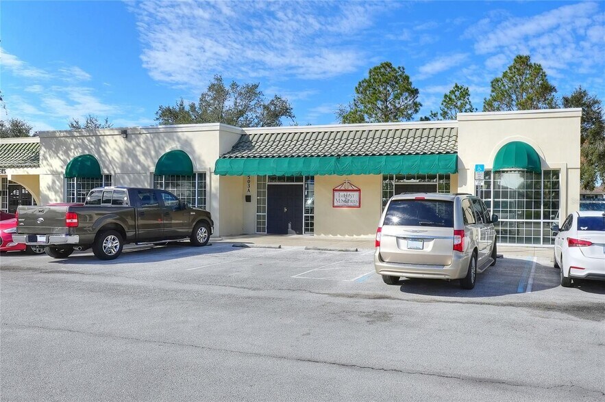 More Photos Of 1503 6th St SE, Winter Haven Storefront Retail Office For Sale