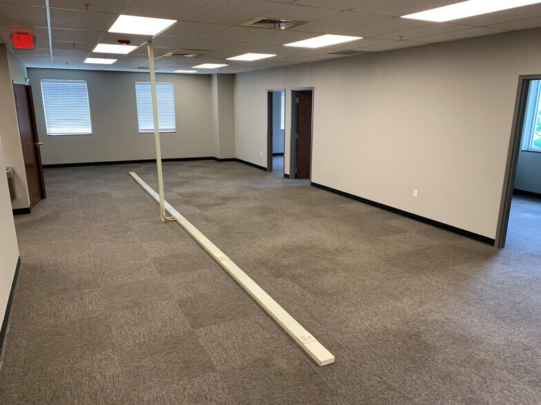 More Photos Of 2500 Emrick Blvd, Bethlehem Warehouse For Lease