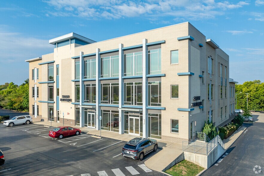 Primary Photo Of 4107 Mallory Ln, Franklin Medical For Lease