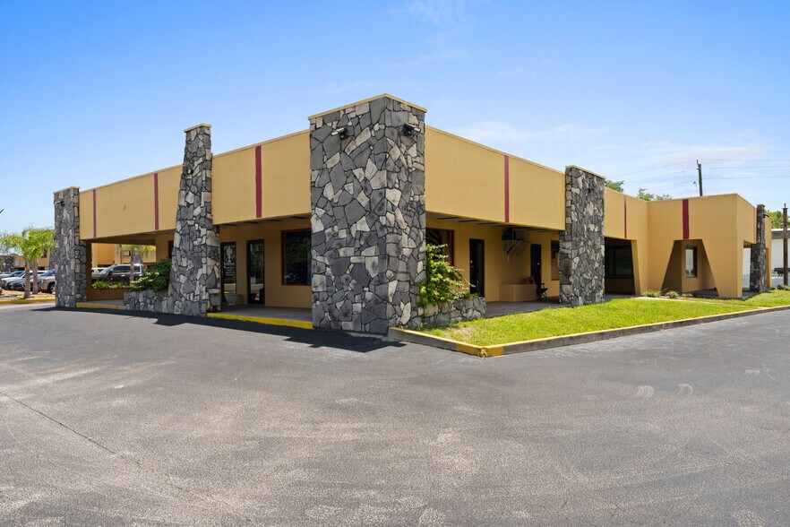 More Photos Of 661 Beville Rd, Daytona Beach Unknown For Lease