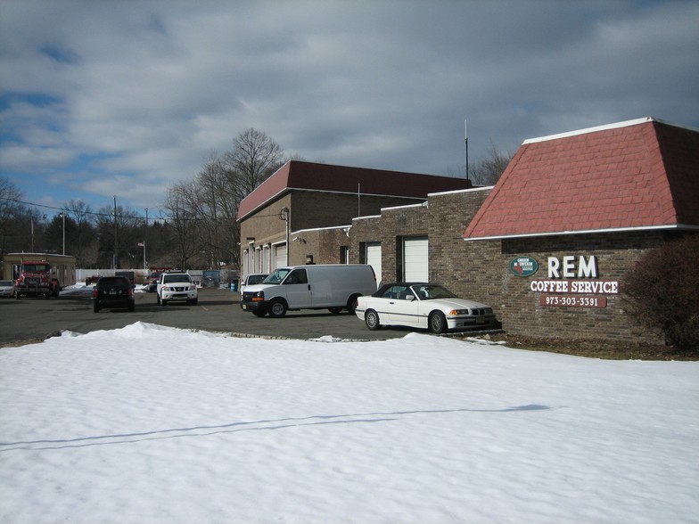 Primary Photo Of 13 Eagle Rock Ave, East Hanover Warehouse For Lease