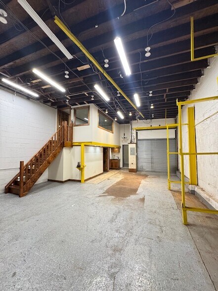 More Photos Of 35-34 31st St, Astoria Storefront Retail Residential For Sale