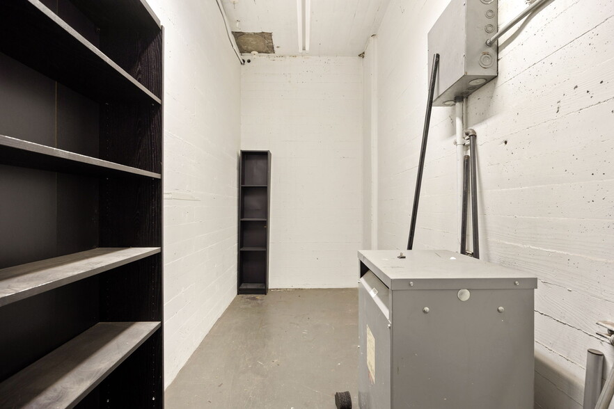 More Photos Of 3150 E 46th St, Los Angeles Loft Creative Space For Lease