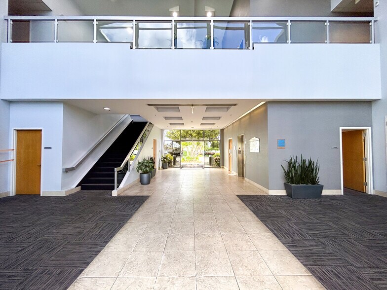 More Photos Of 222 E Huntington Dr, Monrovia Medical For Lease