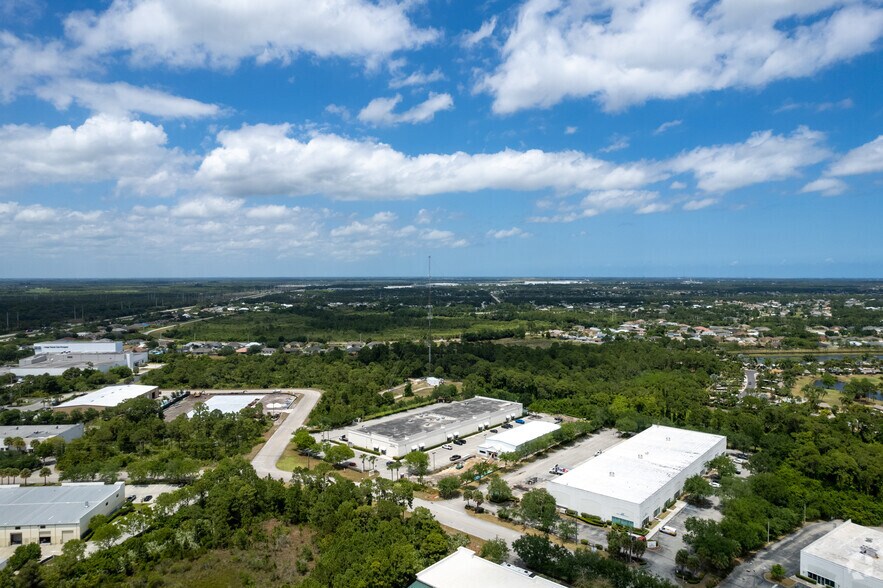 More Photos Of 679 NW Enterprise Dr, Port Saint Lucie Light Distribution For Sale