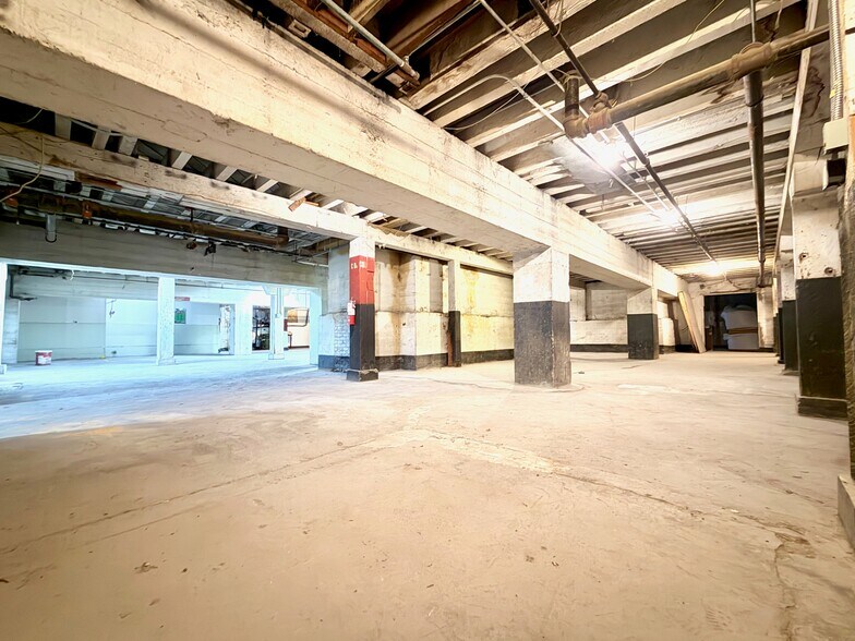 More Photos Of 6220 S Tacoma Way, Tacoma Manufacturing For Lease
