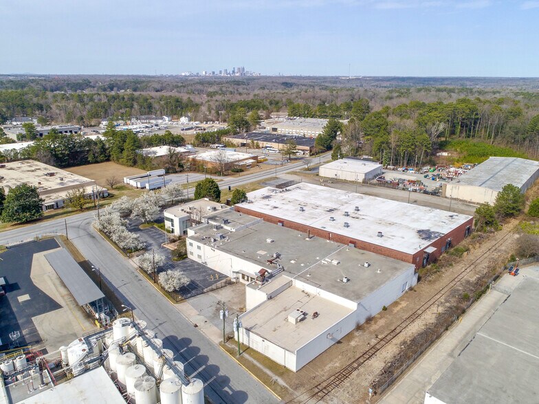 More Photos Of 3450 Browns Mill Rd SE, Atlanta Light Manufacturing For Sale