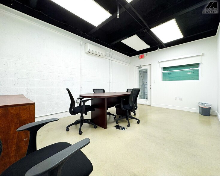 More Photos Of 11379-11399 NW 122nd St, Medley Warehouse For Sale