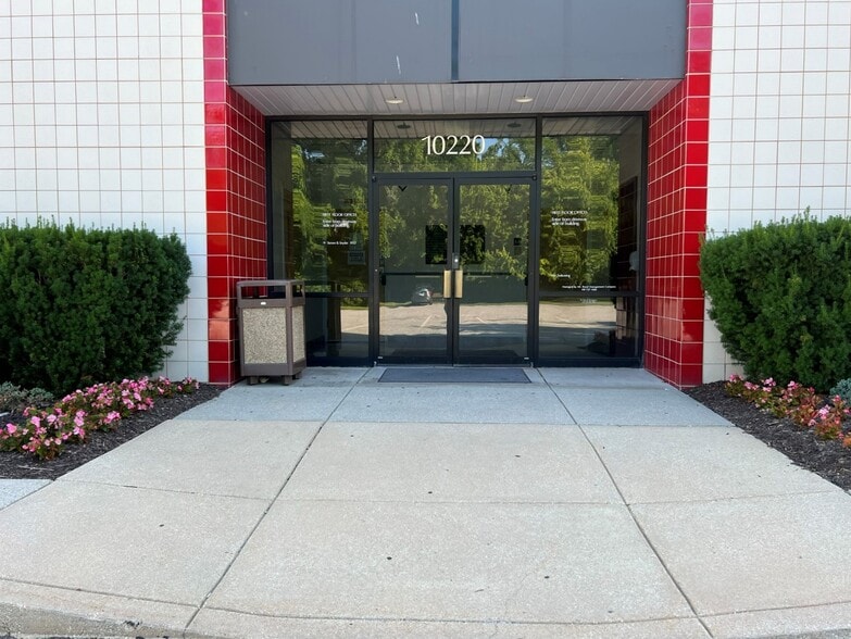 More Photos Of 10220 S Dolfield Rd, Owings Mills Office For Lease