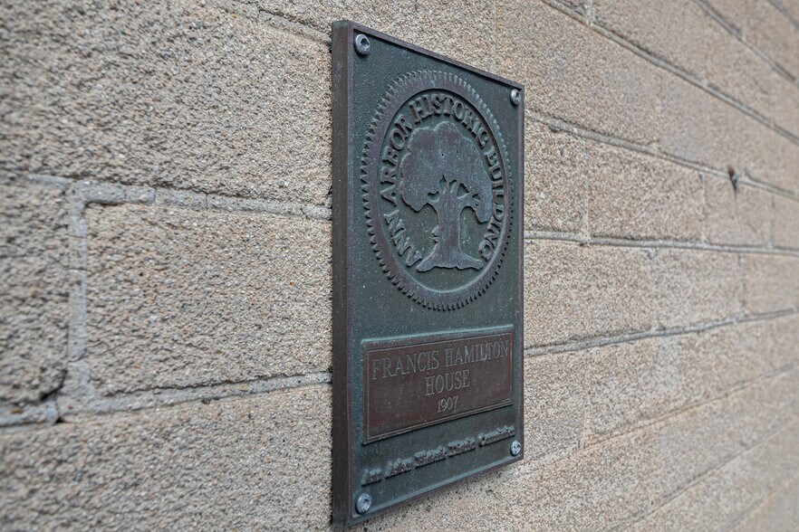 More Photos Of 318 S Thayer St, Ann Arbor Flex For Sale