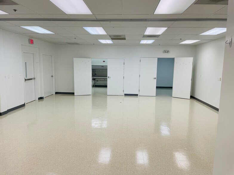 More Photos Of 5340 Spectrum Dr, Frederick Office For Lease