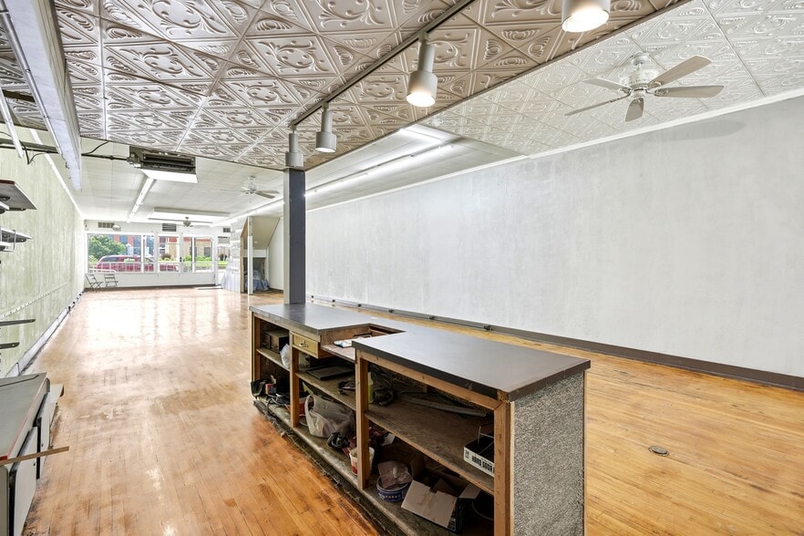 More Photos Of 106 N Orange St, Albion Storefront For Sale