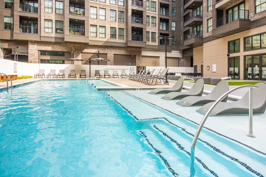 More Photos Of 5255 Peachtree Blvd, Chamblee Apartments For Lease