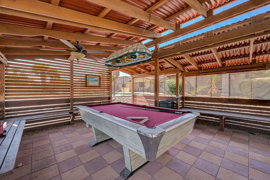 More Photos Of 6975 Obannon Dr, Las Vegas Office Residential For Lease